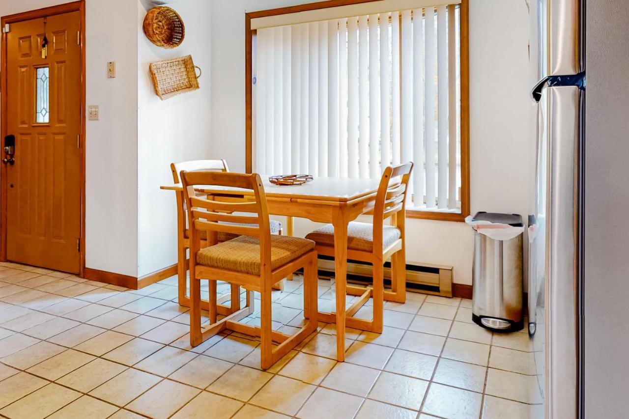 Friendship Lodge Pocono Lake Экстерьер фото