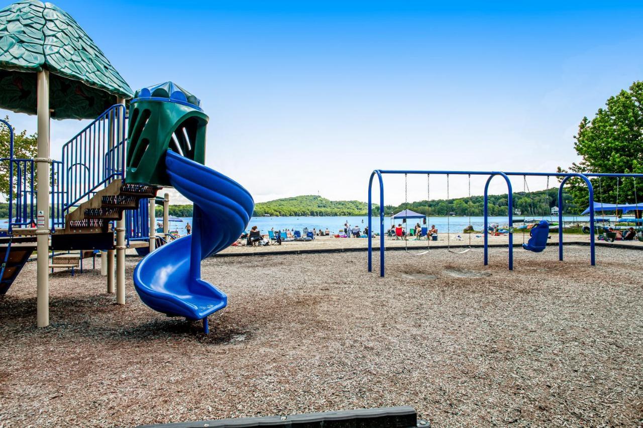 Friendship Lodge Pocono Lake Экстерьер фото