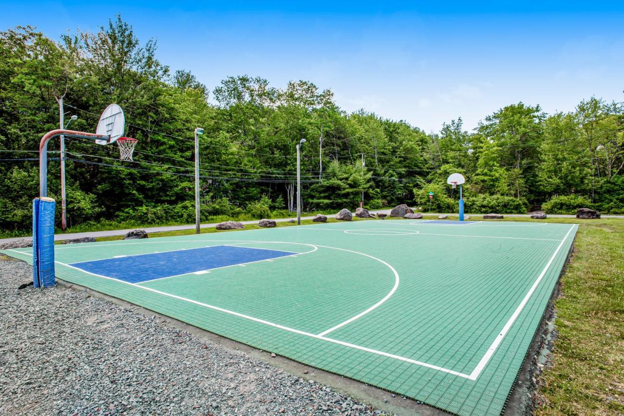 Friendship Lodge Pocono Lake Экстерьер фото