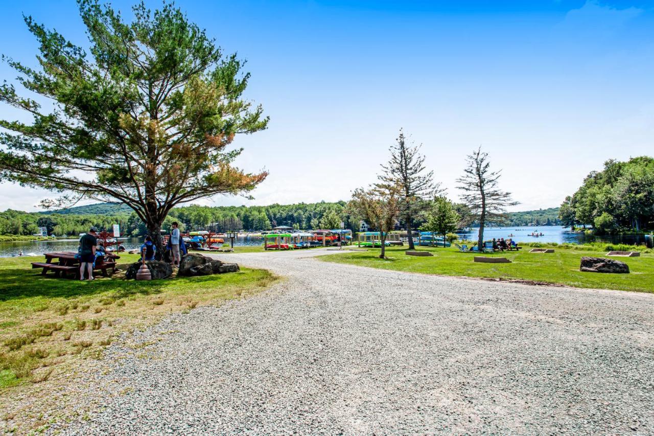 Friendship Lodge Pocono Lake Экстерьер фото