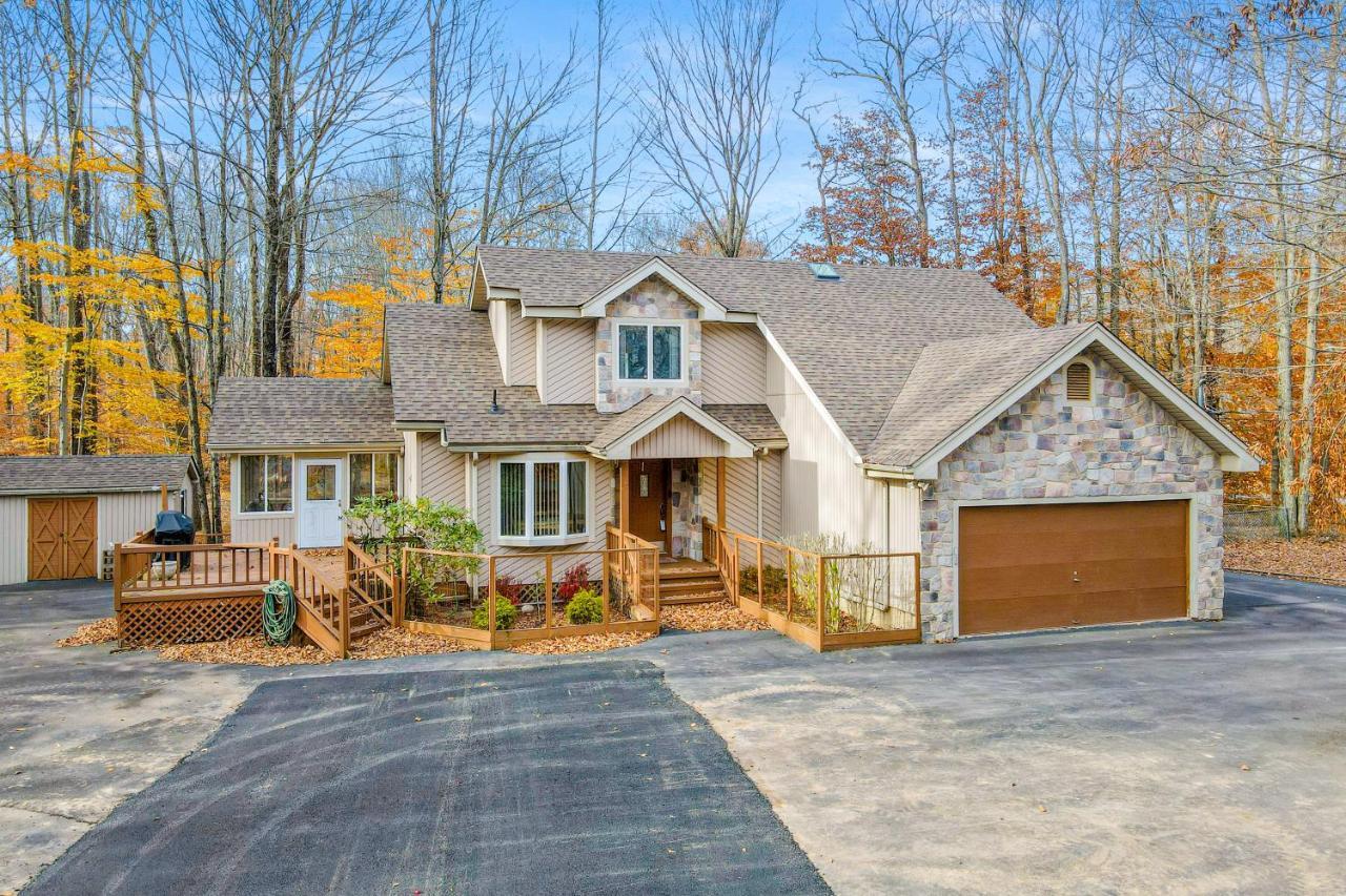 Friendship Lodge Pocono Lake Экстерьер фото
